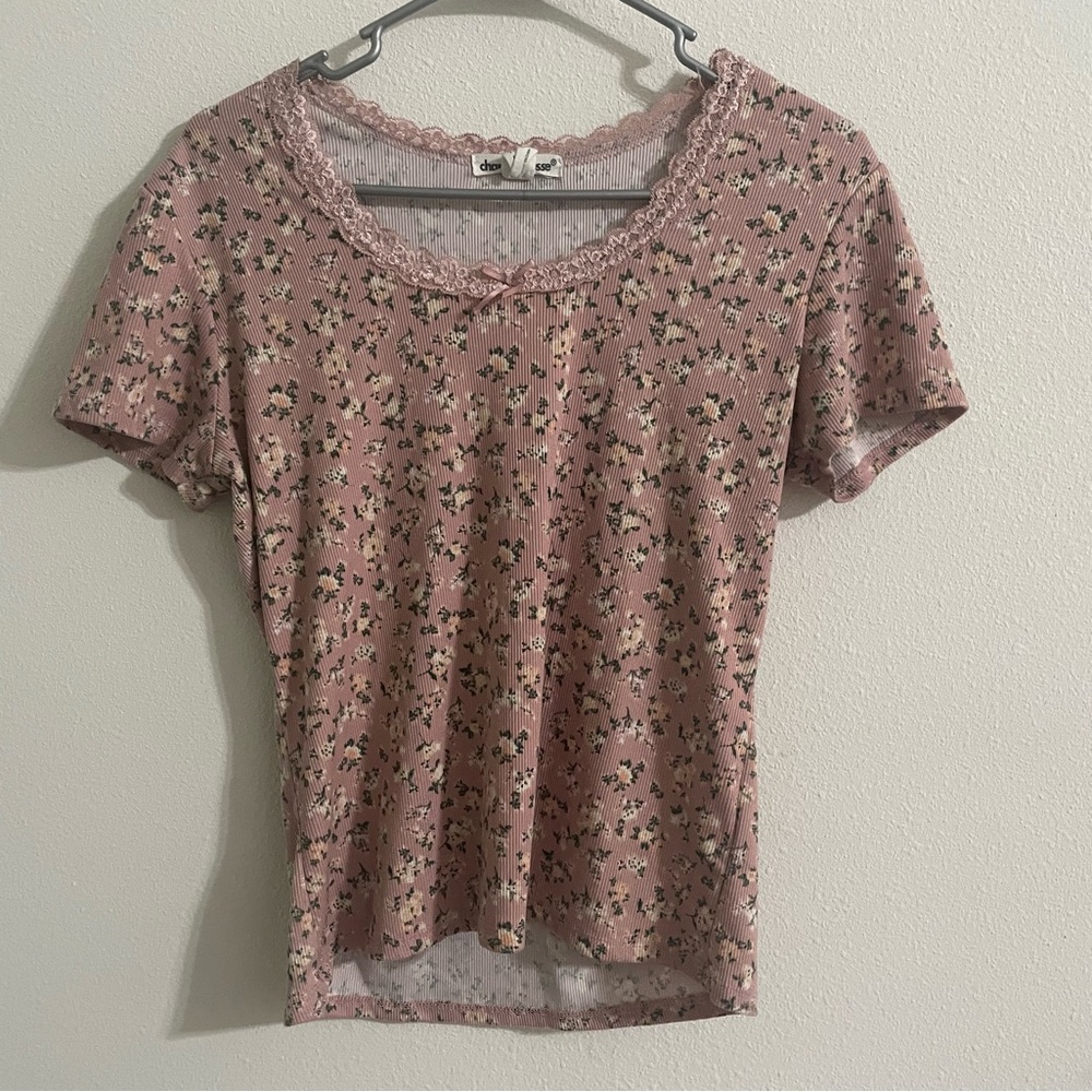 Floral Pink Lace Trim Top